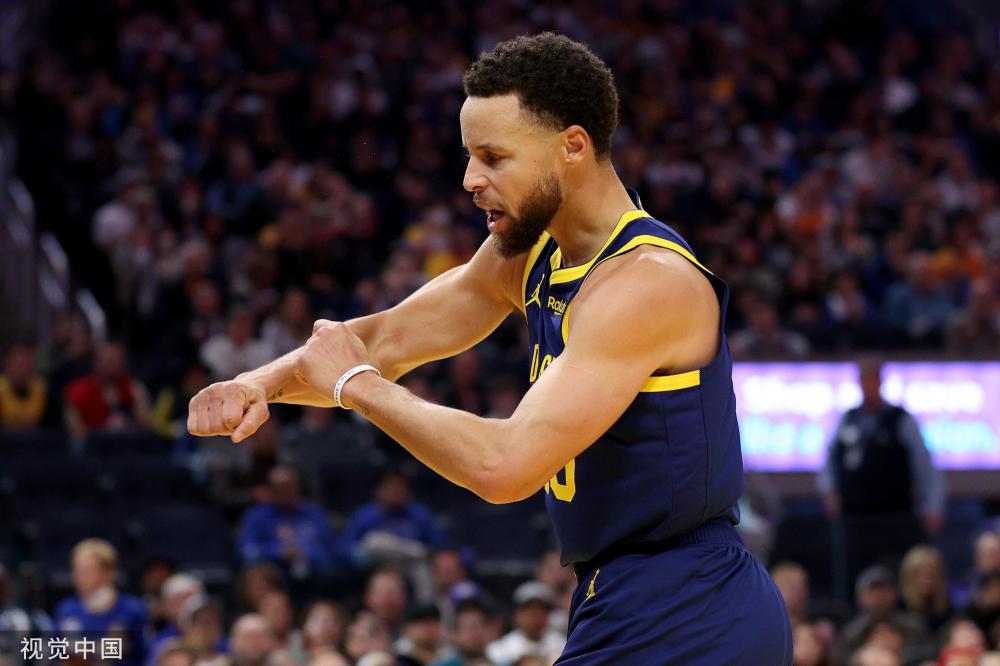 莱万以高效 莱万以高效